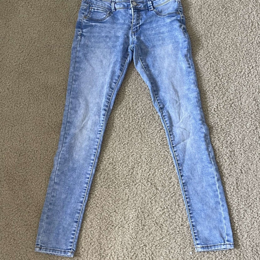 From mudd and dark blue